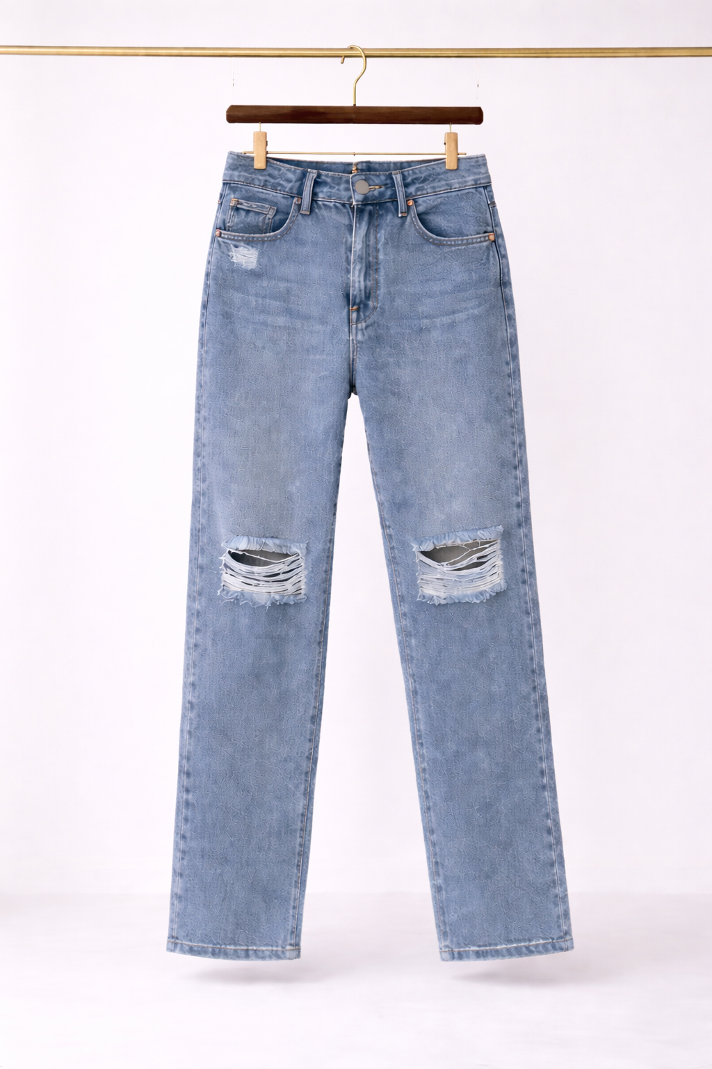 Women’s Mid-Rise Distressed Straight-Fit Jeans