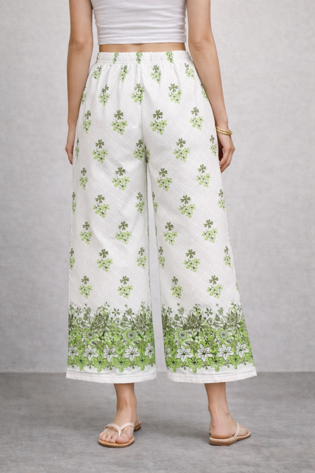 Women’s Green Floral Printed Straight-Fit Casual Trousers
